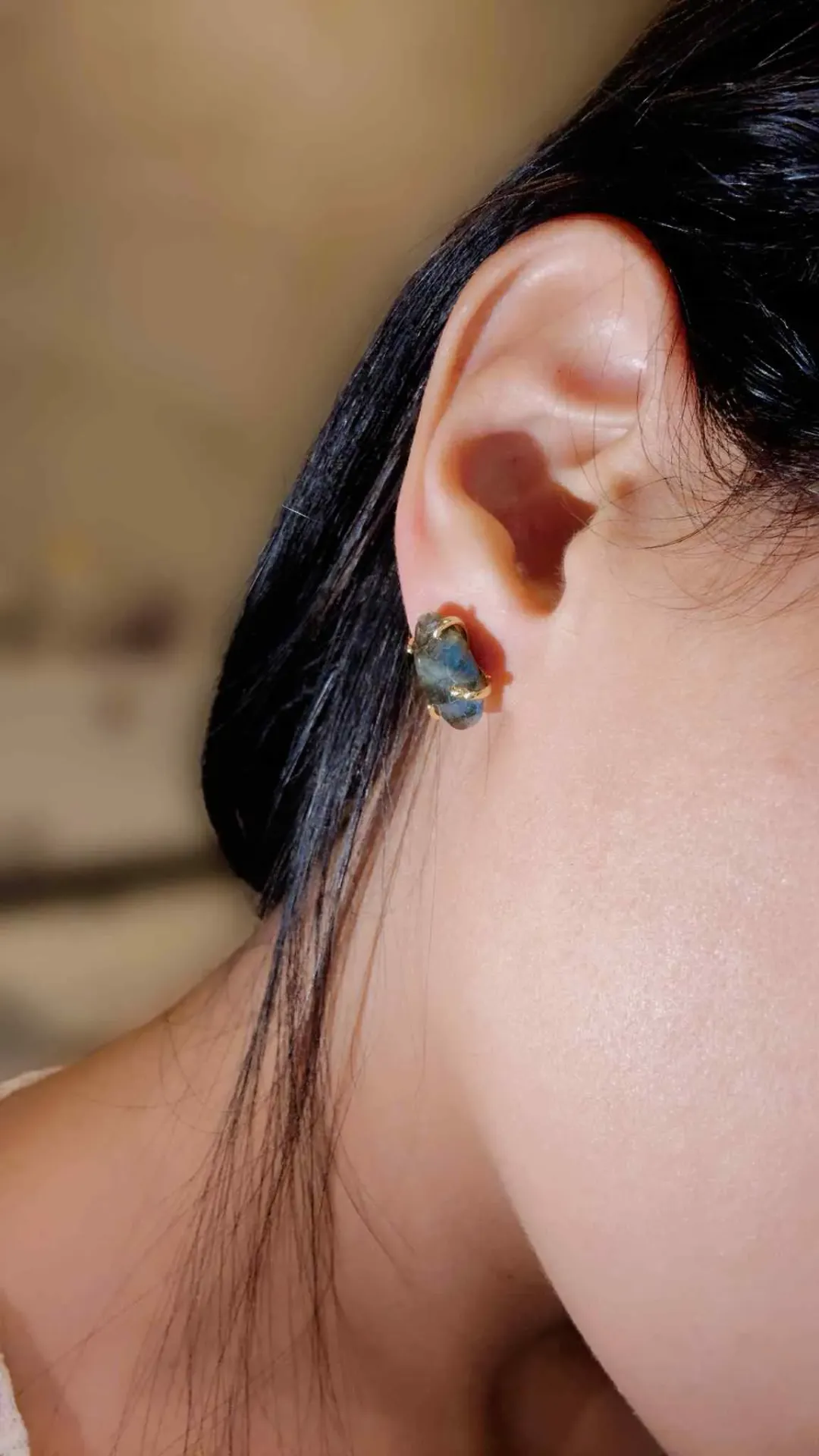 [BO-PUCE-LAB] Boucle d'oreille en Labradorite